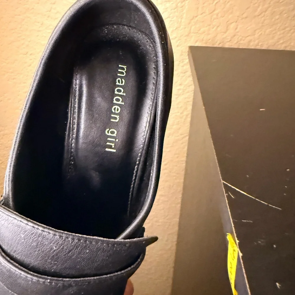 Madden Girl Dean Black Platform Loafers - Picture 9 of 9